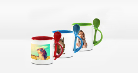 Fototasse mit bunter Innenseite, Henkel und Löffel gestalten